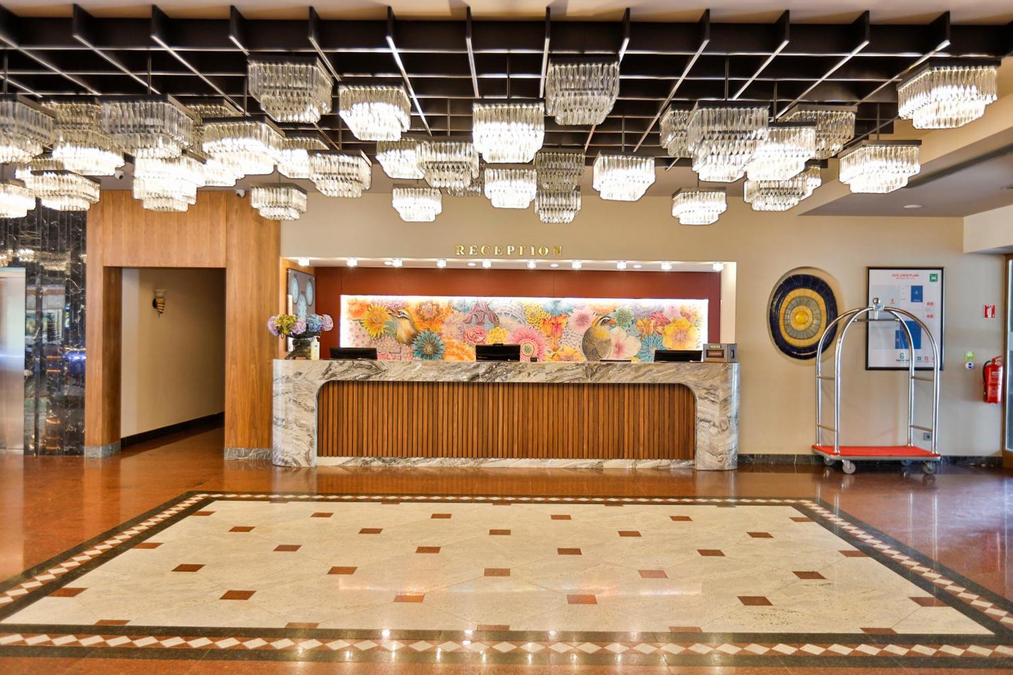 Buyuk Abant Hotel Exterior photo